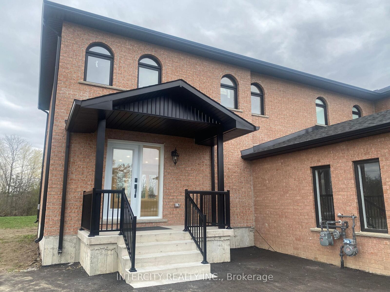 Property Photo:  30 Stanley Carberry Drive  ON L6P 0B9 