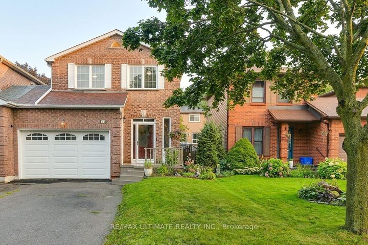 Property Photo:  73 Cluett Drive  ON L1S 7G3 