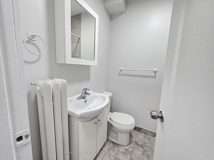Property Photo:  8 Ottawa Street N 6  ON L8H 3Y7 