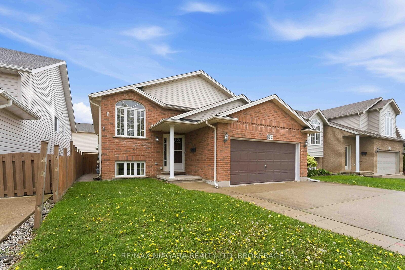 Property Photo:  8253 Costabile Drive  ON L2H 3L2 