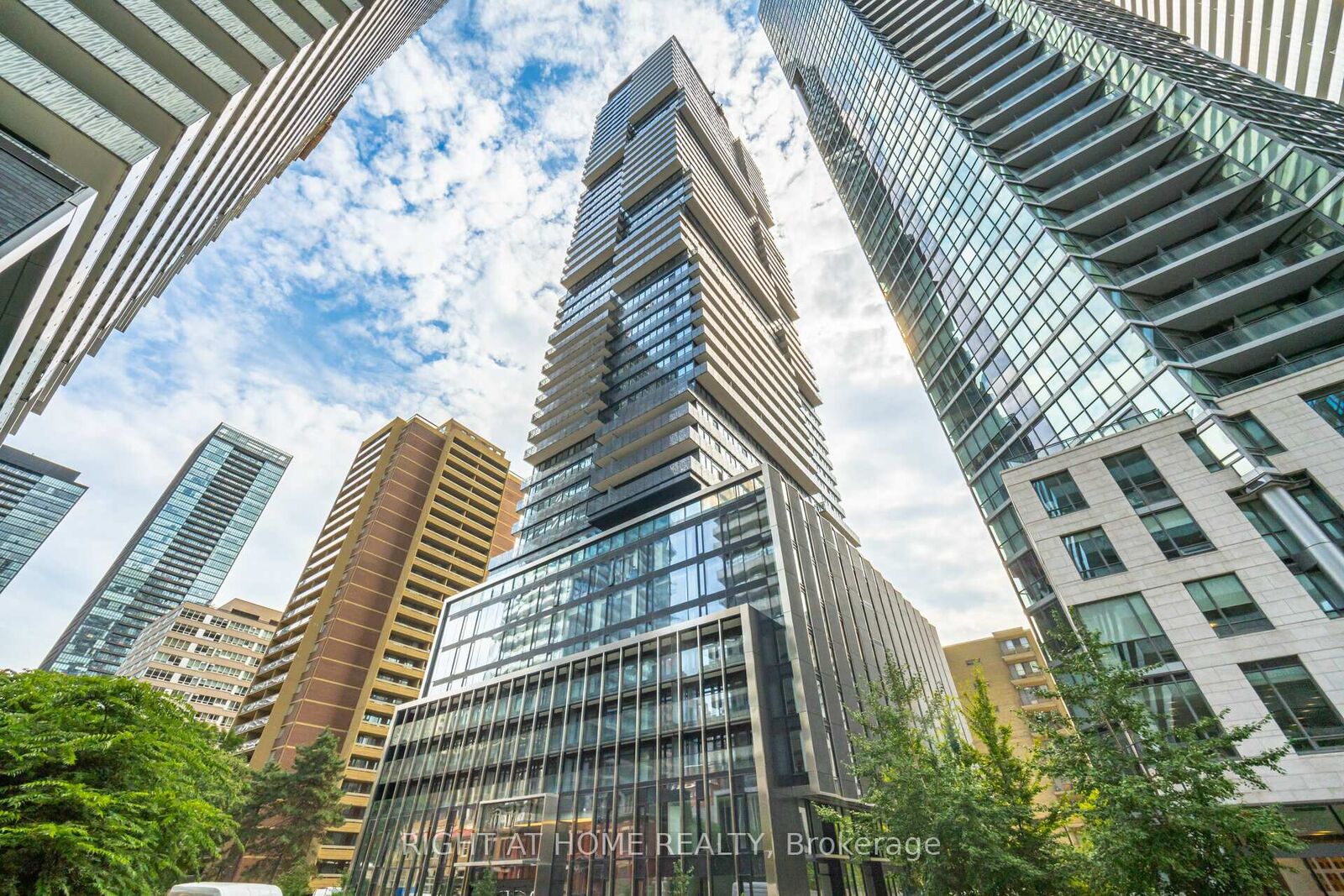 Property Photo:  55 Charles Street E 4403  ON M4Y 0J1 