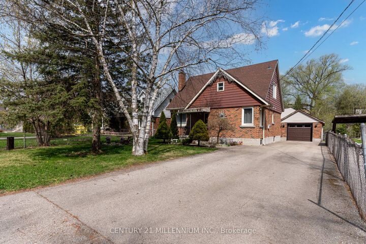 Property Photo:  78 York Road  ON N1E 3E6 