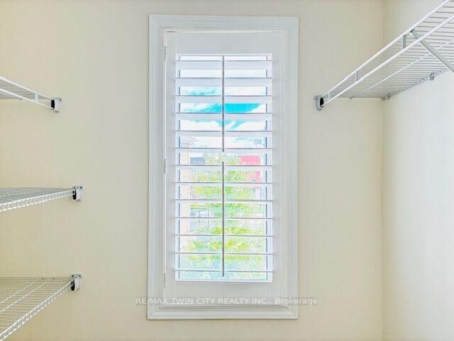 Property Photo:  86 Daylily Lane  ON N2R 0L7 