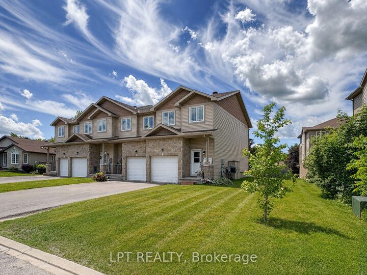Property Photo:  84 Raina Way  ON K0G 1J0 