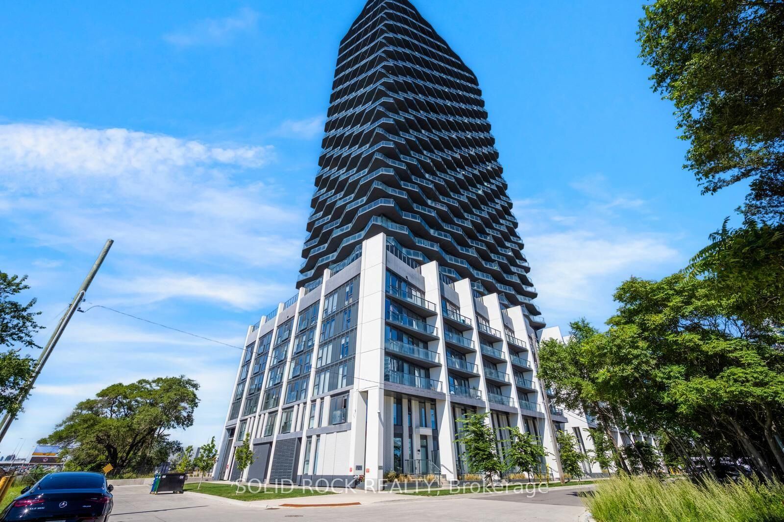 Property Photo:  36 Zorra Street 211  ON M8Z 4Z7 