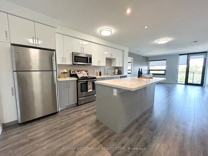 Property Photo: 460B Belmont Avenue W 309 ON N2M 0B3