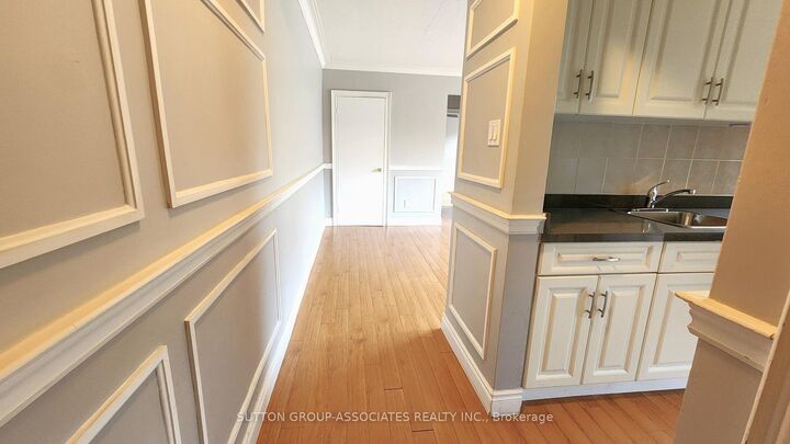 Property Photo:  1 Greenbrook Drive 202  ON M6M 2J8 