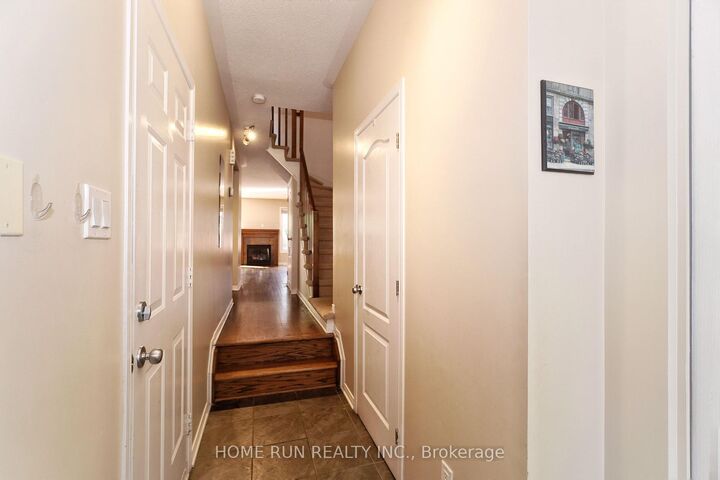 Property Photo:  292 Freedom Private  ON K1G 6W4 