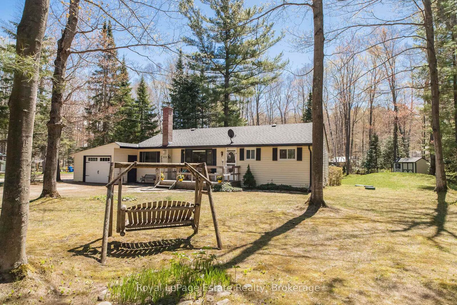Property Photo:  818 Sixth Street N  ON N0H 2G0 