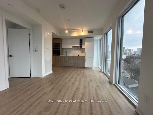 Property Photo:  319 Jarvis Street 712  ON M5B 2C2 