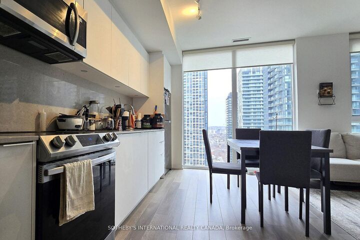Property Photo: 357 King Street W 2503 ON M5V 0S7