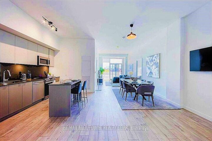Property Photo:  133 Bronte Road B0614  ON L6L 3C1 