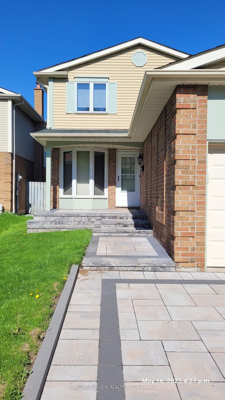 Property Photo: 87 Moorehouse Drive ON M1V 2E2