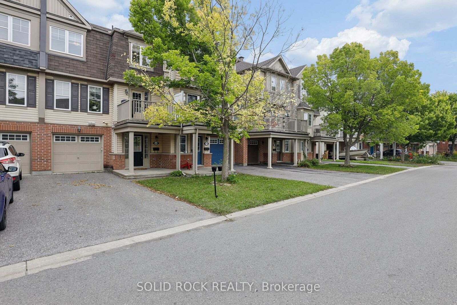Property Photo:  2529 Waterlilly Way  ON K2J 0K2 