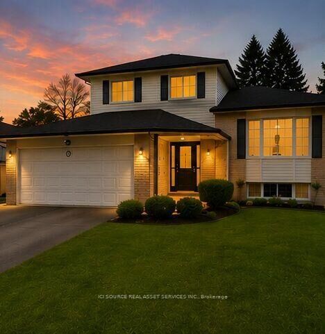 Property Photo:  10 McDonagh Drive  ON K9V 5B1 