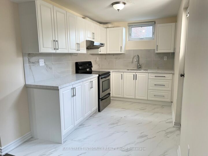 Property Photo:  61 Morbank Drive  ON M1V 2M1 
