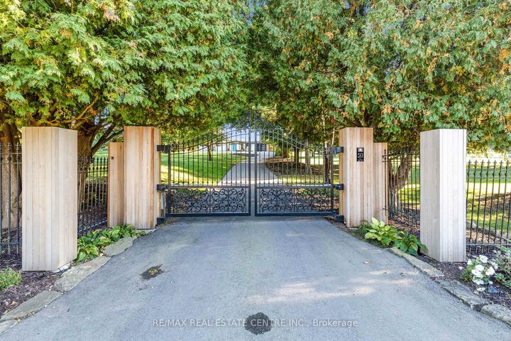 Property Photo:  50 Oak Avenue  ON L9H 4Y9 