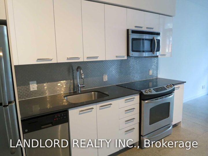 Property Photo:  510 King Street E 413  ON M5A 0E5 