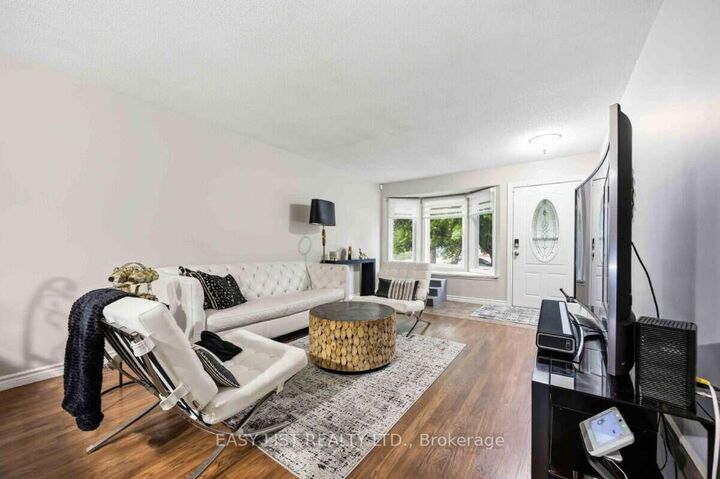 Property Photo:  1234 Thistledown Avenue  ON N7S 5A9 