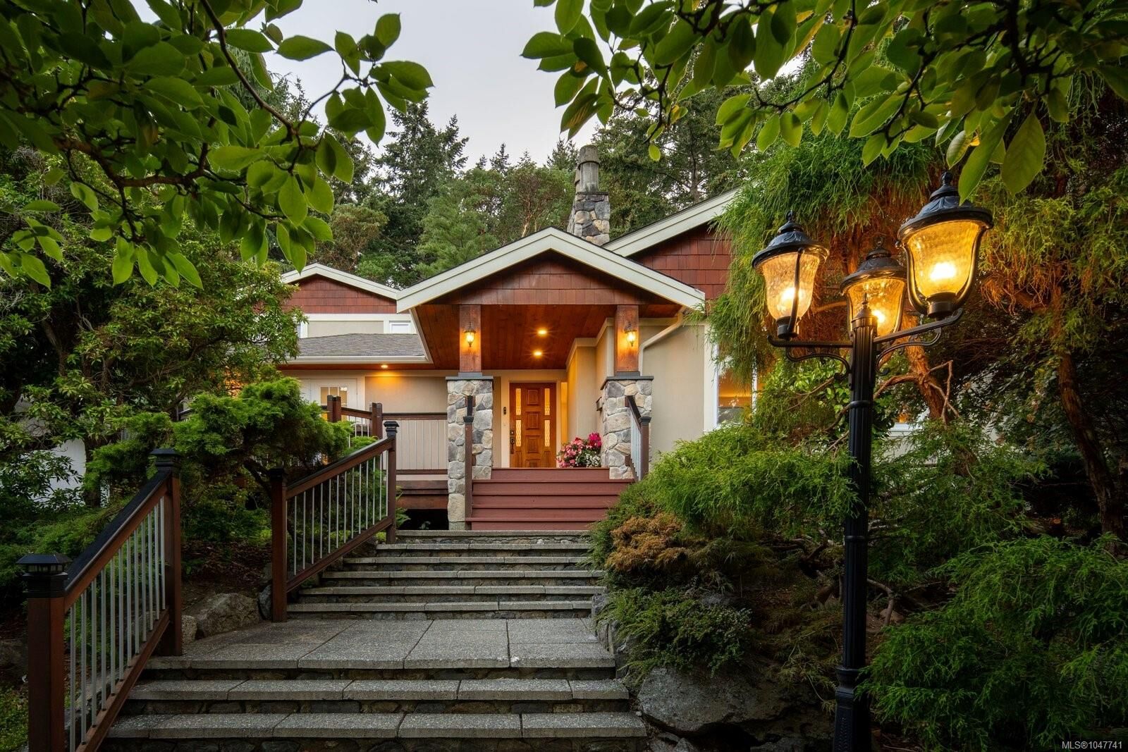 Property Photo: 2229 Arbutus Rd E BC V8N 1V2