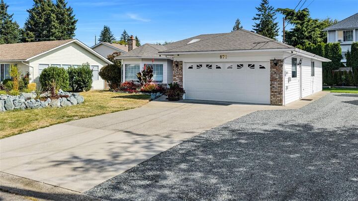 Property Photo:  871 Colonia Dr  BC V9G 1N5 