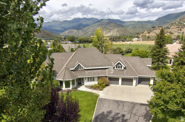 Property Photo:  180 W Farm Rd N  UT 84049 