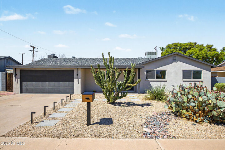 Property Photo: 6814 E Belleview Street AZ 85257