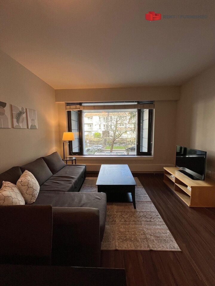 Property Photo:  215 W 1st Street 211  BC V5Y 1A6 