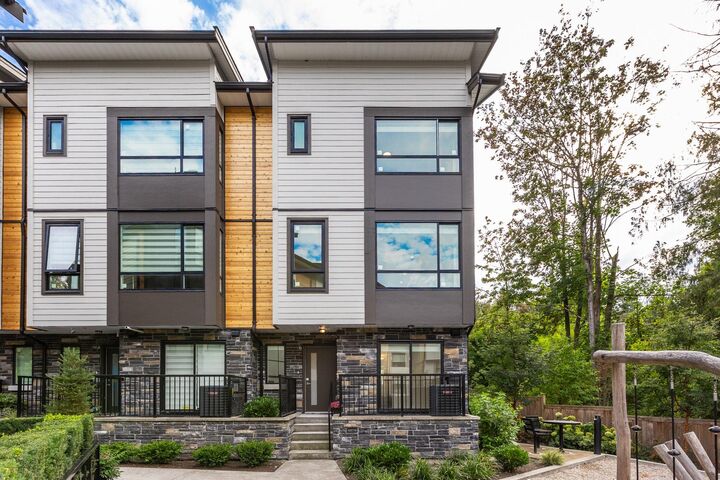 Property Photo:  20559 86 Avenue 6  BC V2Y 3V1 