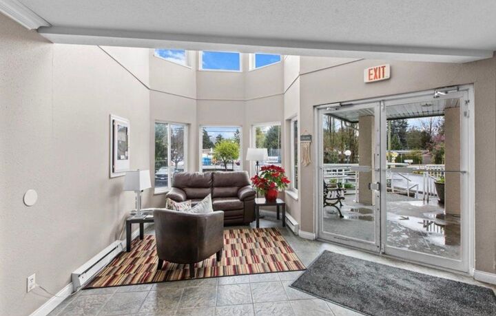 Property Photo:  3063 Immel Street 213  BC V2S 4L3 