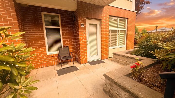 Property Photo:  15956 86A Avenue 122  BC V4N 6N8 