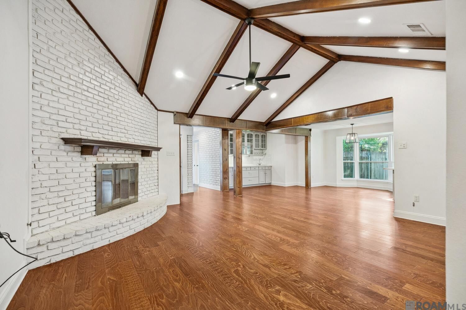 Property Photo:  1343 Crescent Dr  LA 70806 