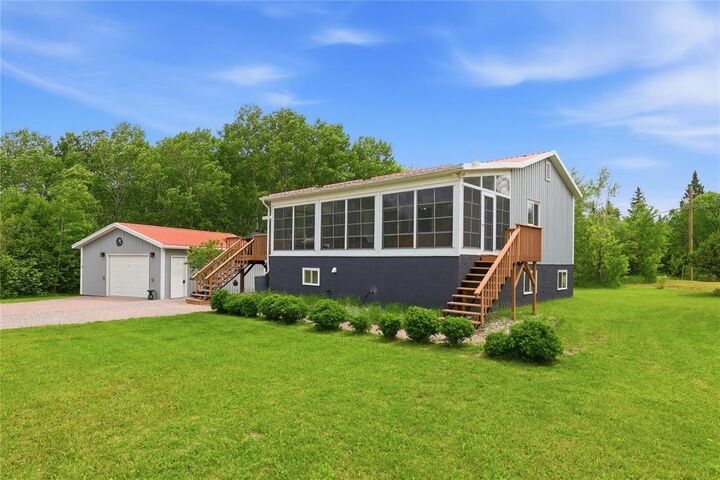Property Photo: 3 Brookside Way MB R0E 1A0