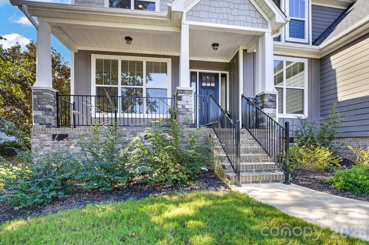 Property Photo:  200 Lord Byron Lane  SC 29690 