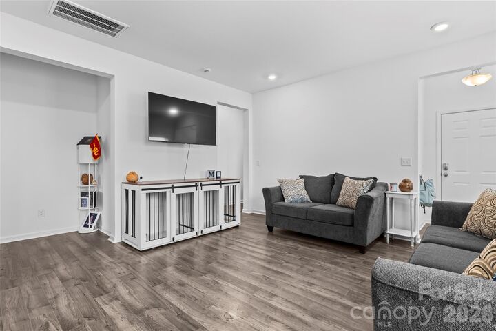 Property Photo:  72 Cobbler Drive  NC 28133 