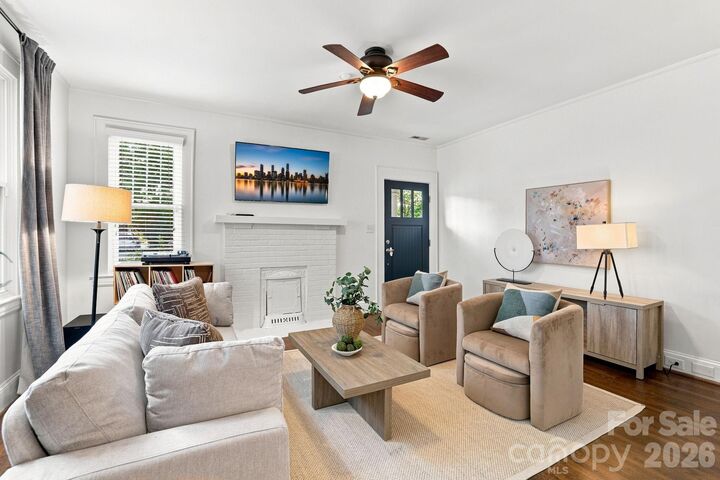 Property Photo:  2139 Wilmore Drive  NC 28203 