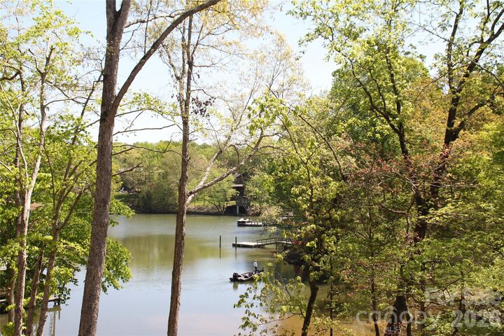 Property Photo: 5049 Titanic Road SC 29732
