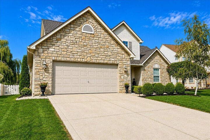 Property Photo: 6816 Shadow Drive OH 43081