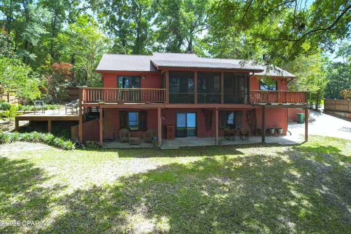 Property Photo:  2924 Paradise Lakes Road  FL 32428 