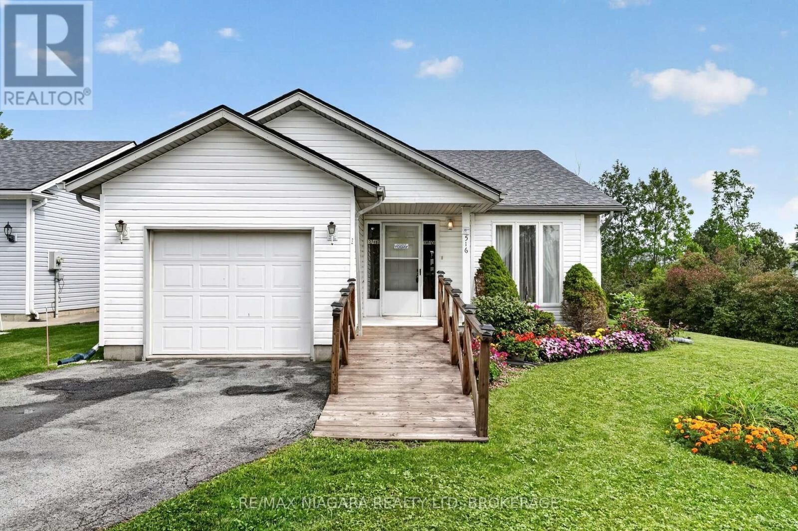 Property Photo:  3033 Townline Road 516  ON L0S 1S1 