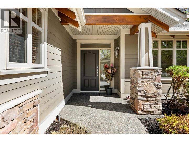 Property Photo: 153 Mashie Crescent BC V1H 1V8