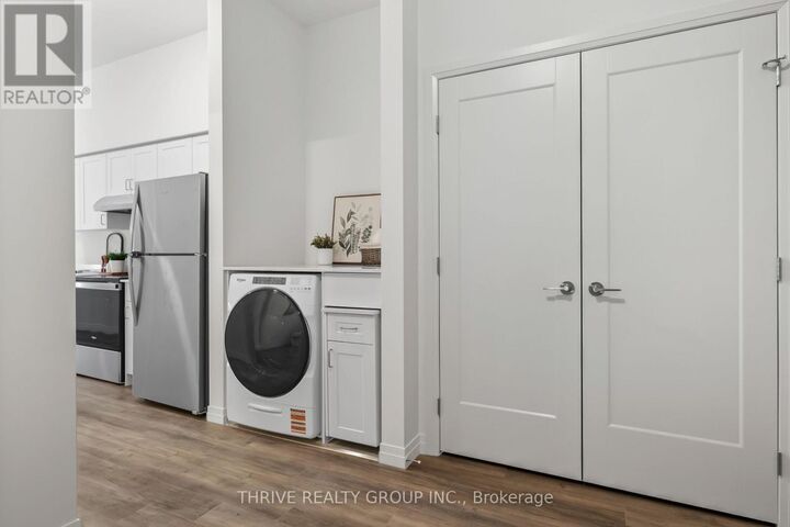 Property Photo:  373 Hill Street 204  ON N6B 1E3 