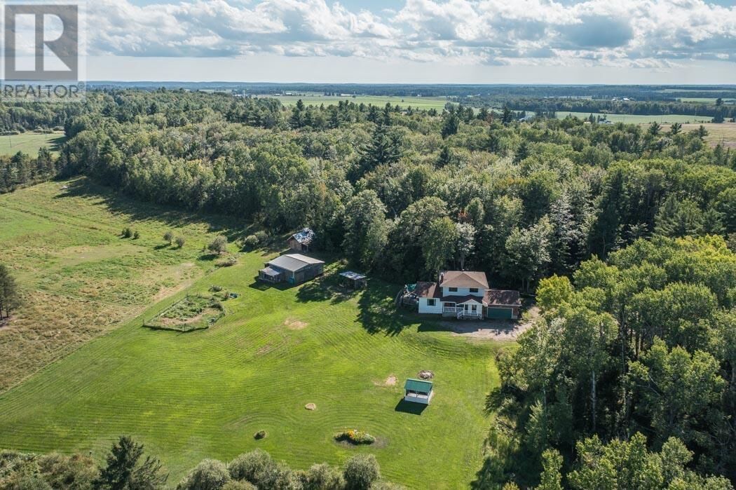 Property Photo:  237 Maclennan Rd, Laird Township  ON P0S 1C0 