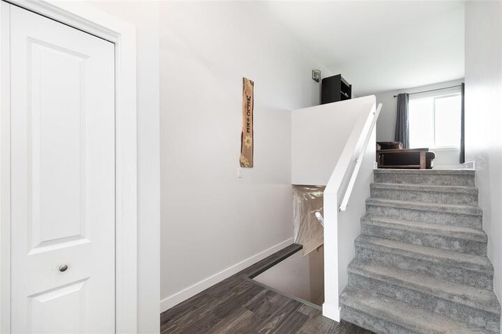 Photo de la propriété:  81 York Crescent  MB R5G 2V4 