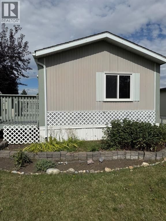 Property Photo: 508 Home Place AB T1V 1K1