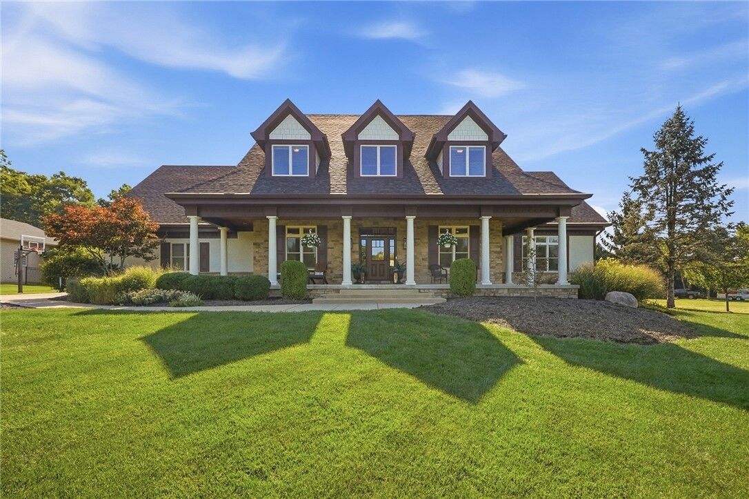Property Photo: 7562 Country Brook Court OH 45066