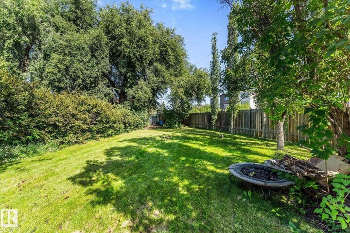 Property Photo:  6054 107A Street NW  AB T6H 2Y5 