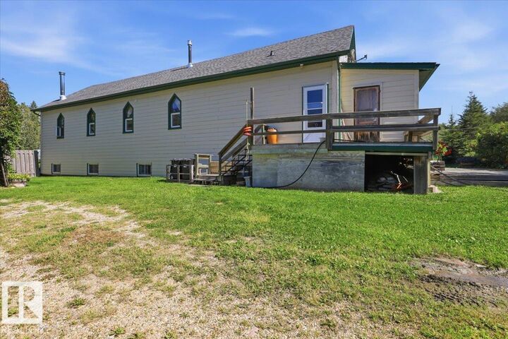 Property Photo:  461077 Rge Road 11  AB T0C 2V0 