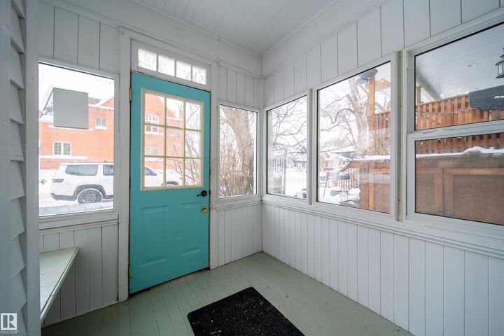 Property Photo:  10803 93 Street NW  AB T5H 1Y7 