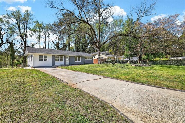 Property Photo:  3045 Lindon Lane  GA 30033 
